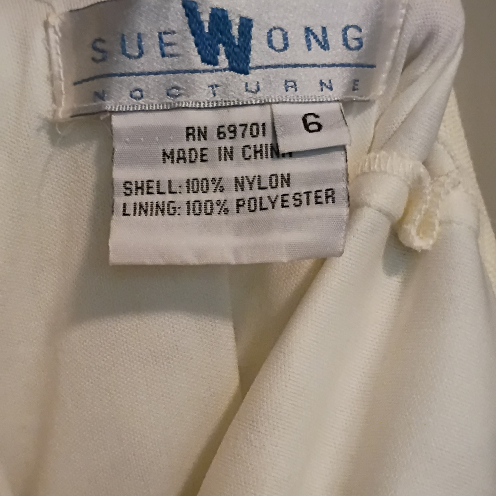 Vintage Sue Wong Cream Sequin Embellished Wedding Gown With Shawl - Picture 10 of 10